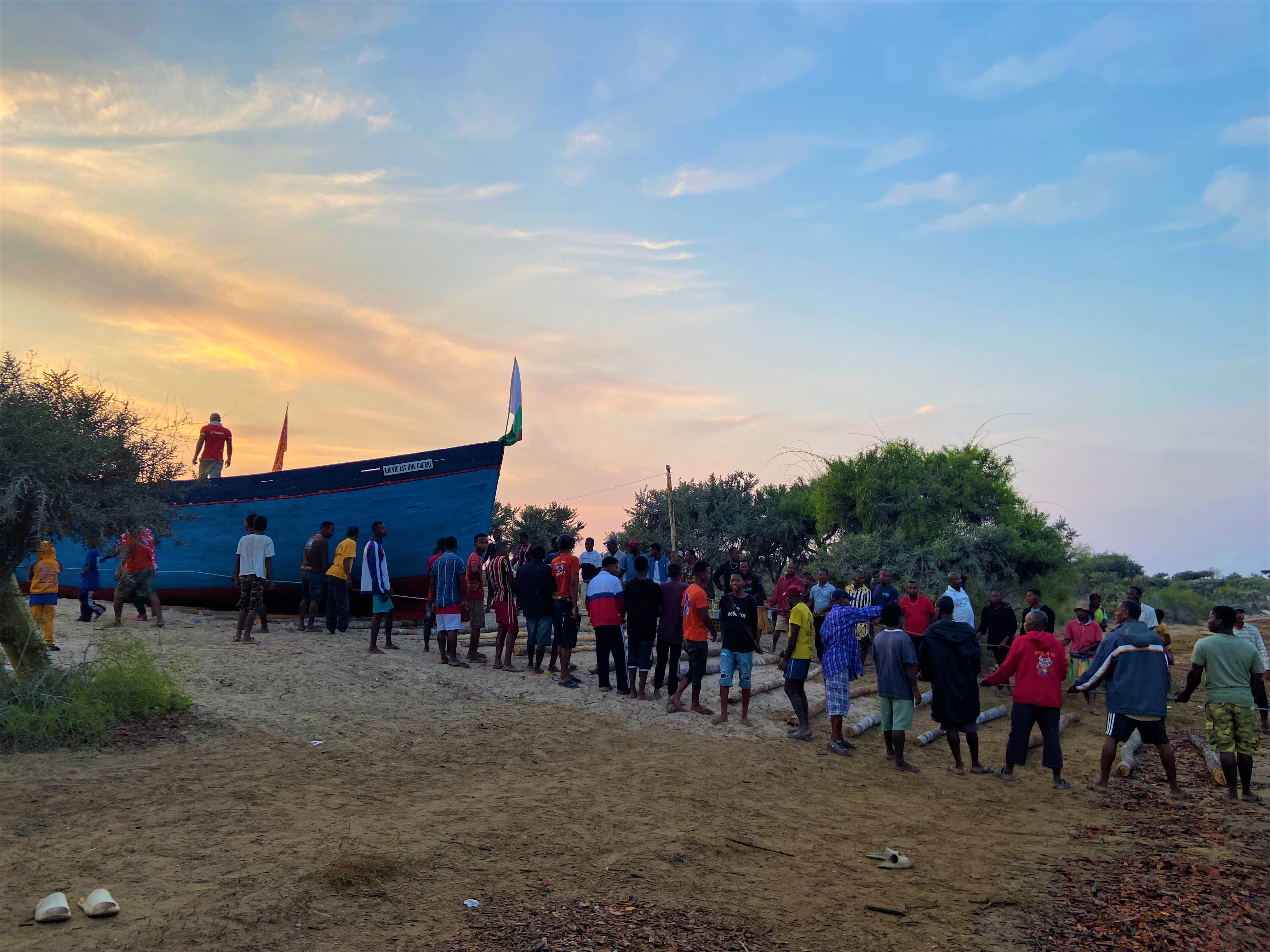Cérémonie de mise à l'eau à Belo sur Mer
